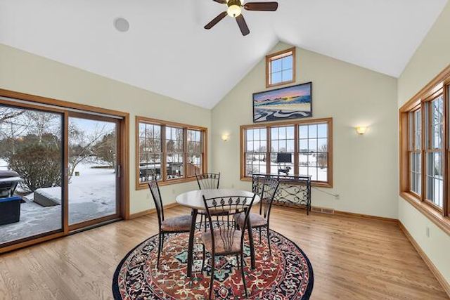 W287N6371 Broadwing COURT, Hartland, WI 53029