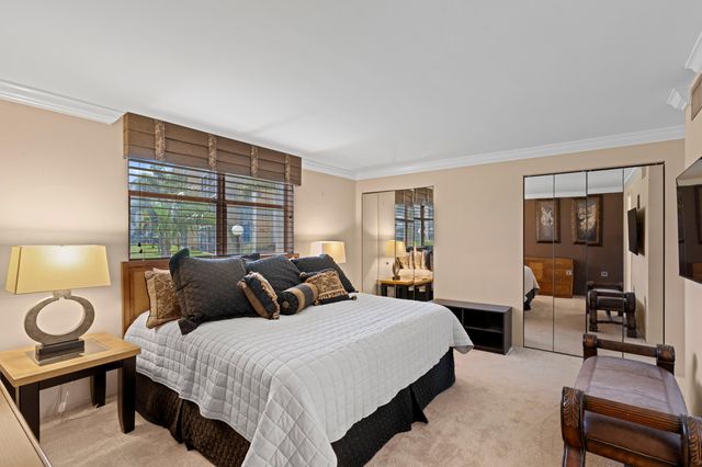 200 SE 5th Avenue 107, Dania Beach, FL 33004