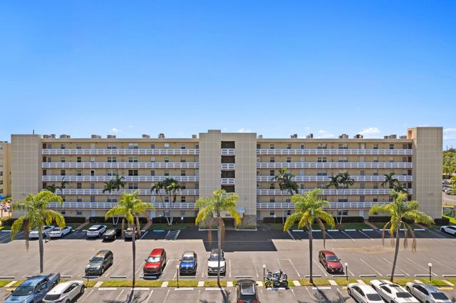 200 SE 5th Avenue 107, Dania Beach, FL 33004