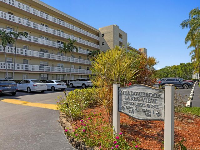 200 SE 5th Avenue 107, Dania Beach, FL 33004