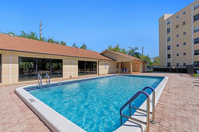 200 SE 5th Avenue 107, Dania Beach, FL 33004