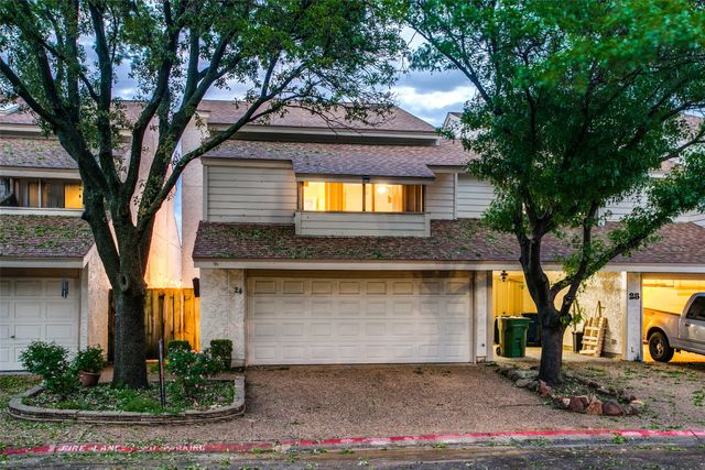 24 Oakbrook Drive, Lewisville, TX 75057