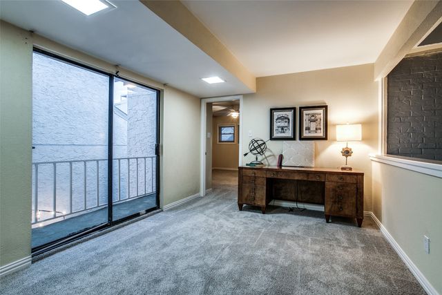 24 Oakbrook Drive, Lewisville, TX 75057