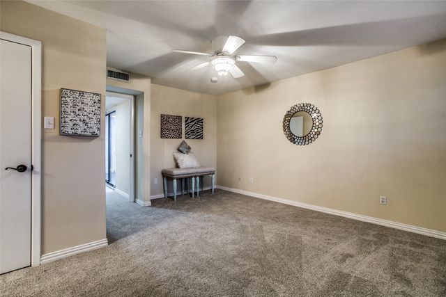 24 Oakbrook Drive, Lewisville, TX 75057