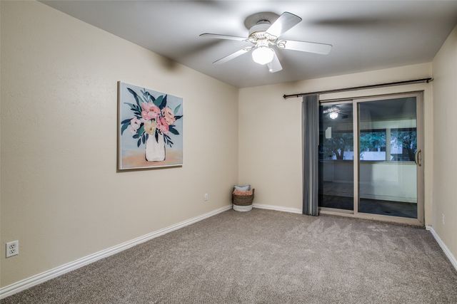 24 Oakbrook Drive, Lewisville, TX 75057