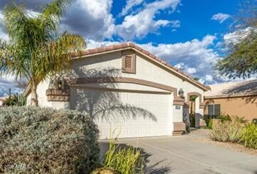 286 E Cheyenne Road, San Tan Valley, AZ 85143 — photo 3