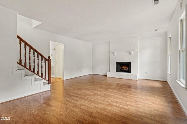 5617 Hamstead Crossing, Raleigh, NC 27612