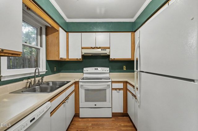 5617 Hamstead Crossing, Raleigh, NC 27612