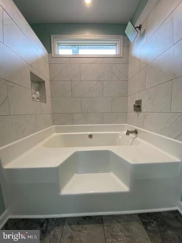 211 MORNINGSIDE DR, Falling Waters, WV 25419