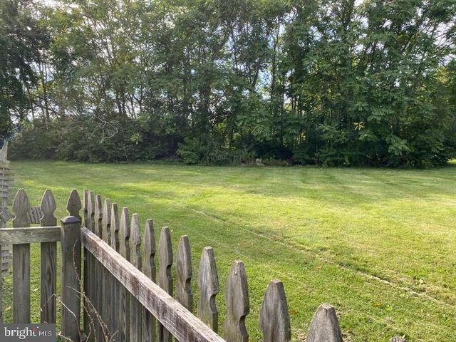 211 MORNINGSIDE DR, Falling Waters, WV 25419