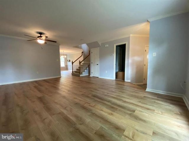 211 MORNINGSIDE DR, Falling Waters, WV 25419