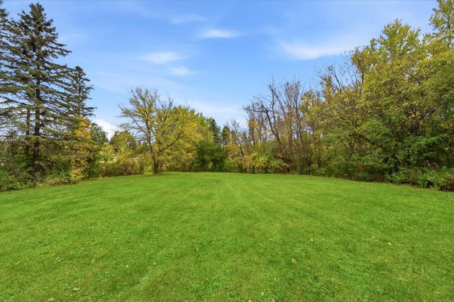 12888 S Robert Trail, Rosemount, MN 55068