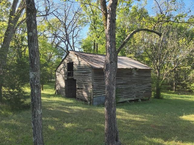 586 Holloway Hollow, Monticello, GA 31064