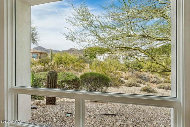 12227 E Shangri La Road, Scottsdale, AZ 85259