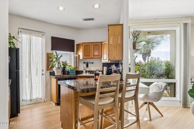 12227 E Shangri La Road, Scottsdale, AZ 85259