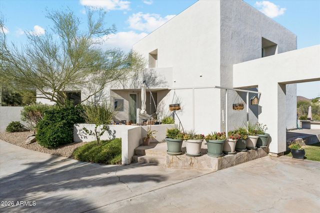 12227 E Shangri La Road, Scottsdale, AZ 85259