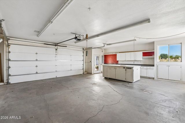 12227 E Shangri La Road, Scottsdale, AZ 85259