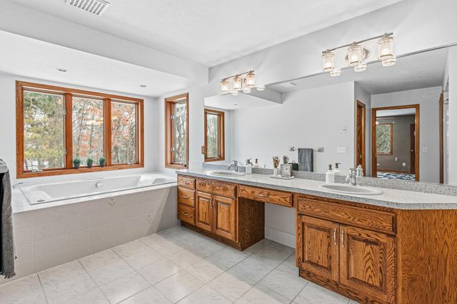 15925 Saint Francis Boulevard NW, Anoka, MN 55303