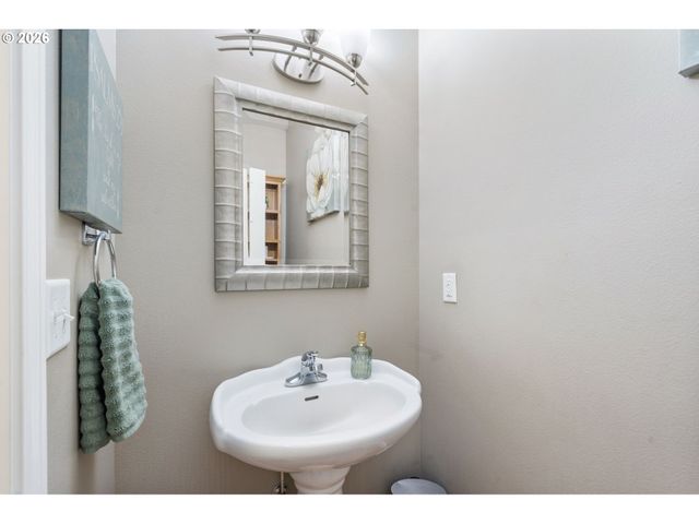 9613 Ne 157TH Ave, Vancouver, WA 98682
