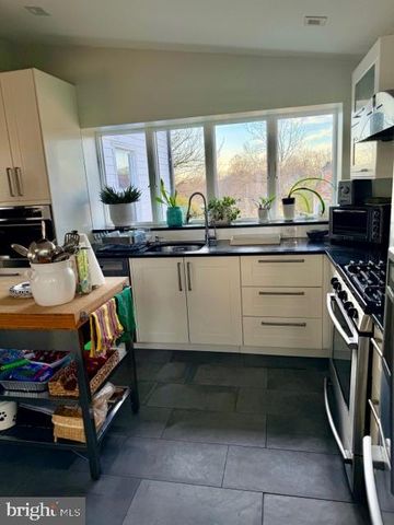 2511 LINDELL ST, Silver Spring, MD 20902