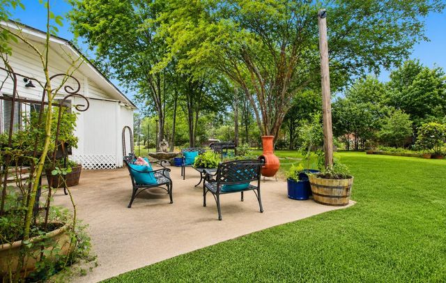 232 Fm 2628 Road, Huntsville, TX 77320