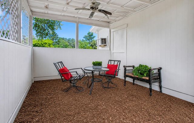 232 Fm 2628 Road, Huntsville, TX 77320