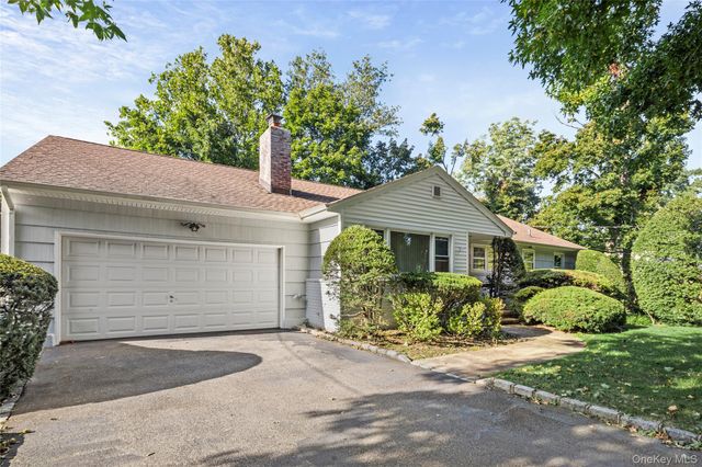 14 Sunview Drive, Glen Cove, NY 11542