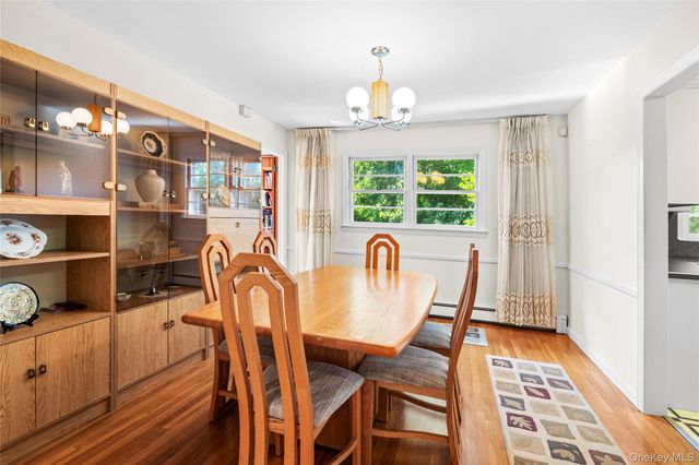 14 Sunview Drive, Glen Cove, NY 11542