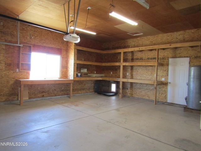 15 Juniper Way, Yerington, NV 89447