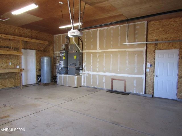 15 Juniper Way, Yerington, NV 89447