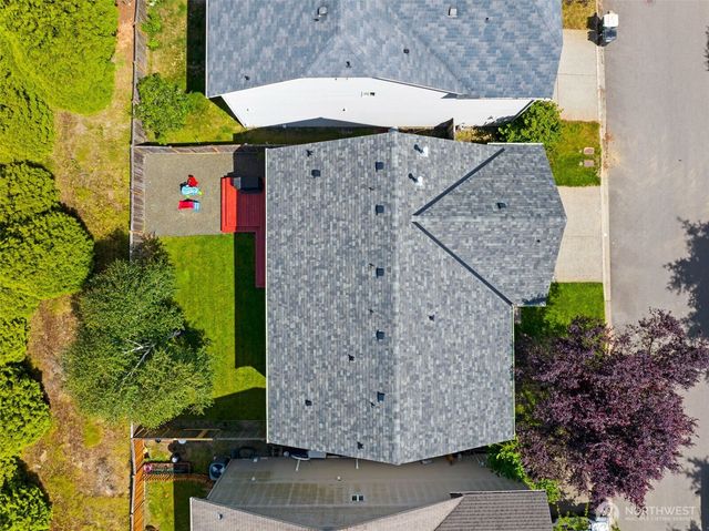 875 Candlestick Lane SW, Tumwater, WA 98512