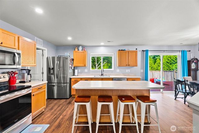 875 Candlestick Lane SW, Tumwater, WA 98512