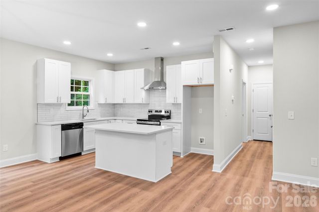 2937 Martin Street, Walkertown, NC 27051