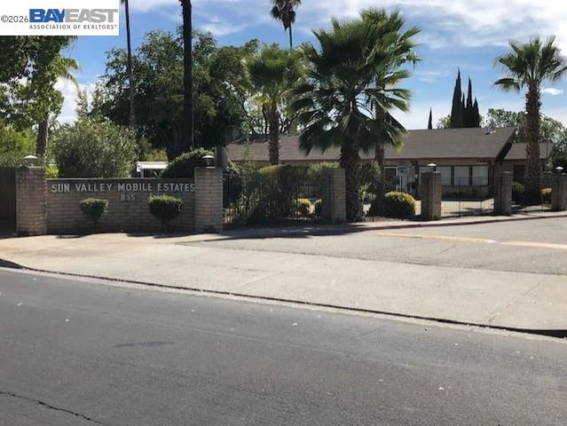 1382 Via Deste 61, Livermore, CA 94551