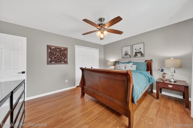 14327 Lakeshore Drive, Sterling Heights, MI 48313