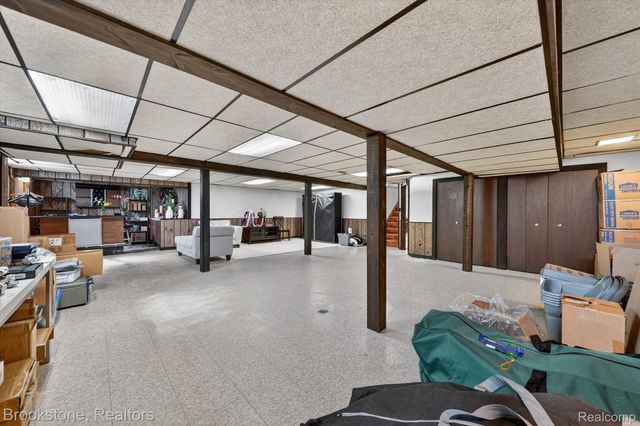 14327 Lakeshore Drive, Sterling Heights, MI 48313