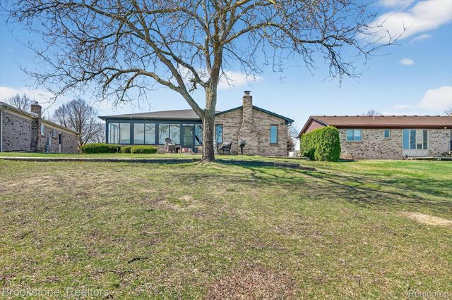 14327 Lakeshore Drive, Sterling Heights, MI 48313