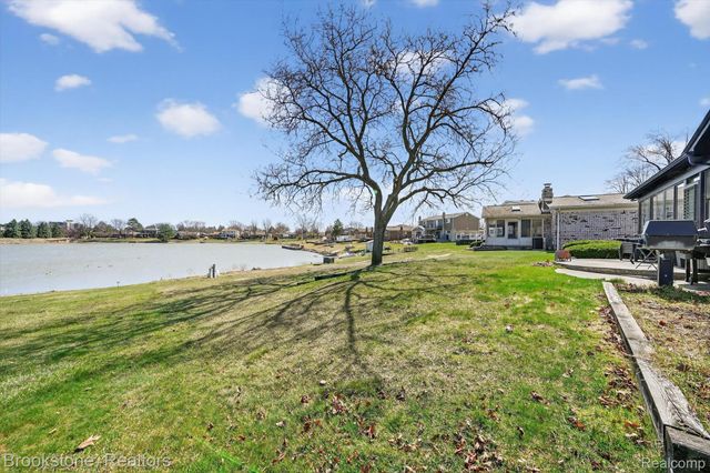 14327 Lakeshore Drive, Sterling Heights, MI 48313