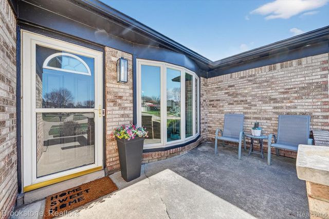 14327 Lakeshore Drive, Sterling Heights, MI 48313
