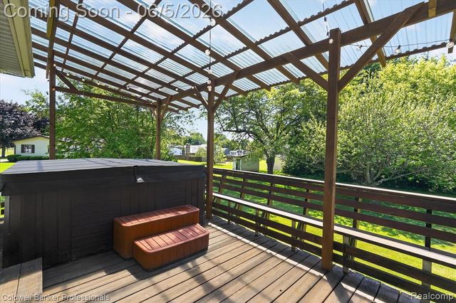 6076 Wild Turkey Road, Grand Blanc, MI 48439