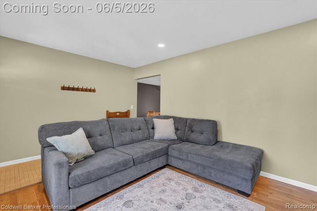 6076 Wild Turkey Road, Grand Blanc, MI 48439