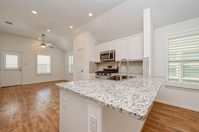 3631 Homestead Ridge, Richmond, TX 77406