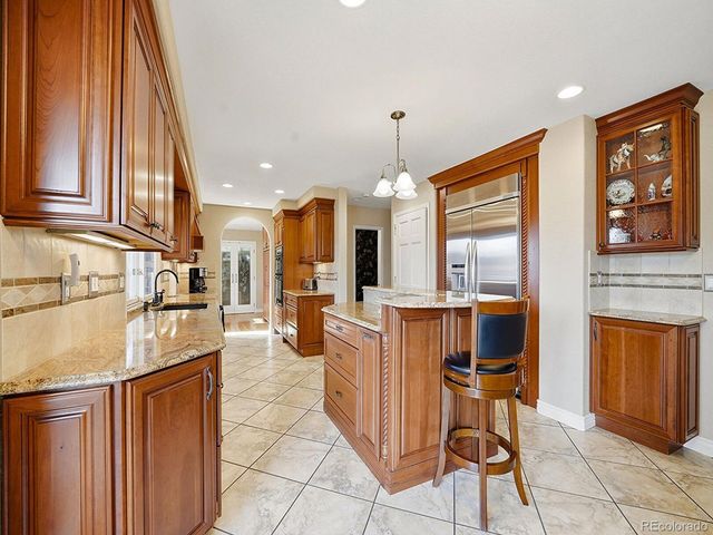 7518 S Willow Cir, Centennial, CO 80112