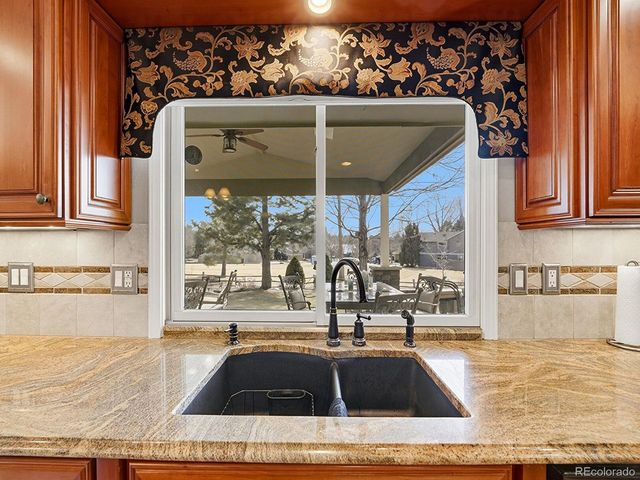 7518 S Willow Cir, Centennial, CO 80112