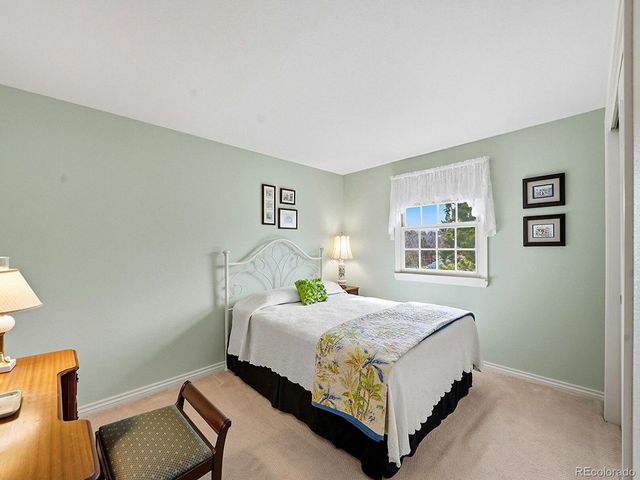 7518 S Willow Cir, Centennial, CO 80112