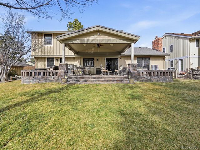 7518 S Willow Cir, Centennial, CO 80112