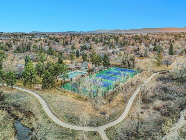 7518 S Willow Cir, Centennial, CO 80112