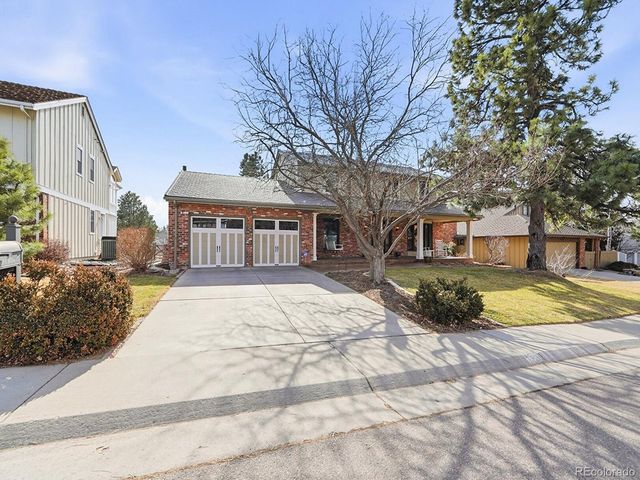 7518 S Willow Cir, Centennial, CO 80112