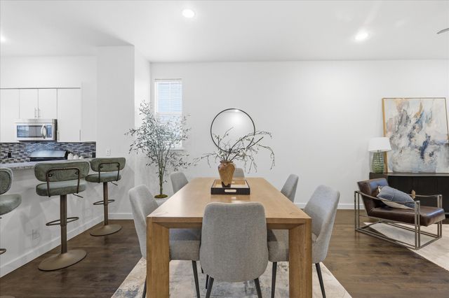 3200 Ross Avenue 28, Dallas, TX 75204