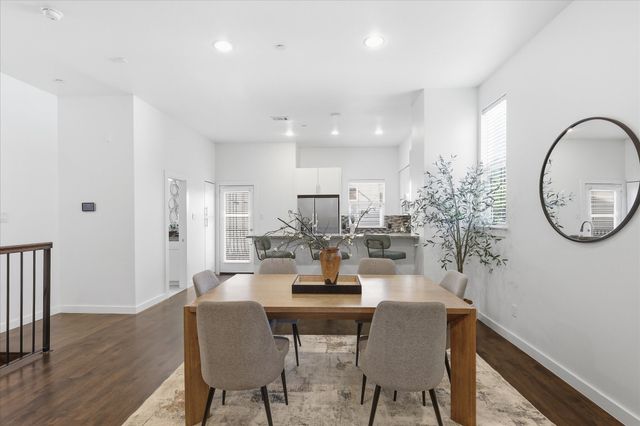 3200 Ross Avenue 28, Dallas, TX 75204
